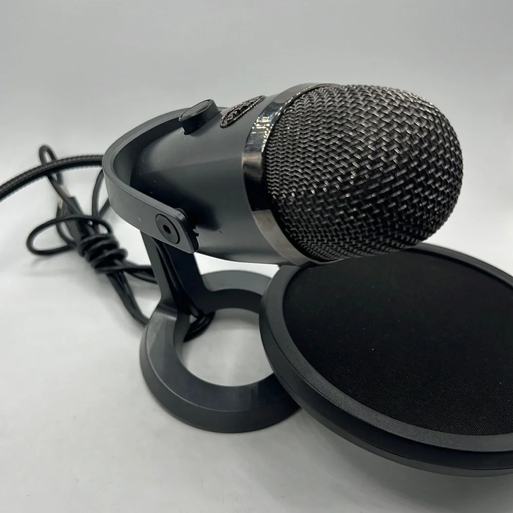 Blue Microphone - Picture 1 of 7